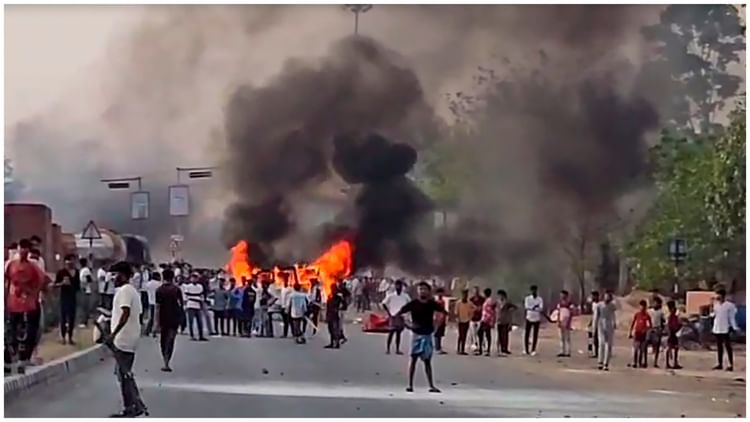 এমএইচএ: বাংলাদেশি বাংলায় ওয়াকফ আইনের বিরুদ্ধে সহিংসতায় দুর্বৃত্ত! প্রাথমিক তদন্তে বড় প্রকাশ এমএইচএ: বাংলাদেশি বাংলায় ওয়াকফ আইনের বিরুদ্ধে সহিংসতায় দুর্বৃত্ত! প্রাথমিক তদন্তে বড় প্রকাশ