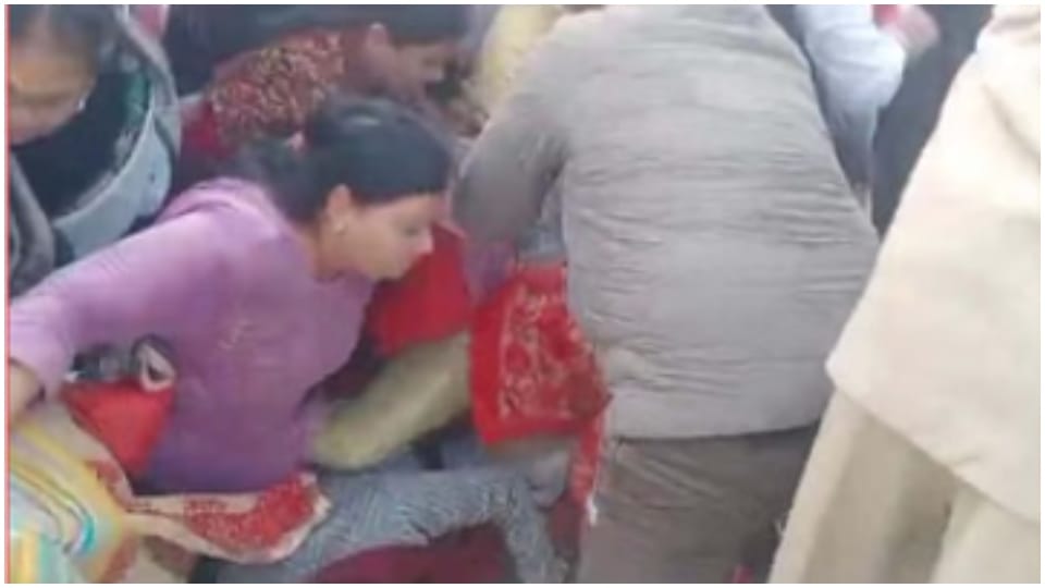 Pandit Pradeep Mishra six Katha pandals Collapse In four years many injured and one dead