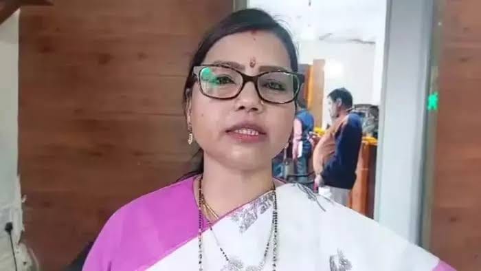 Bihar News : EOU issued notice to former RJD party MLA Bima Bharti patna bihar purnea bihar