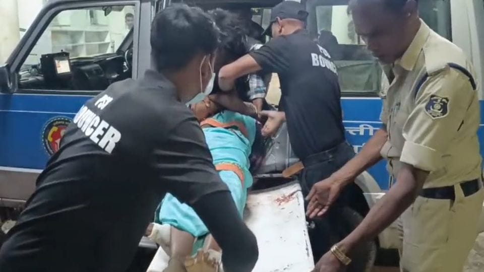 husband attacked his wife with an axe in Gaurela Pendra Marwahi