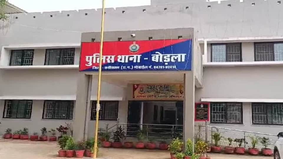 महिला की हत्या