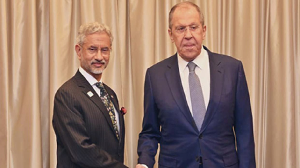 EAM Jaishankar In Russia Hindi News Updates Meeting with Lavrov India Russia bilateral relations talks