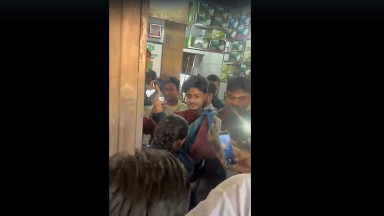 Muzaffarnagar: Hindu Youth And Muslim Girl Beaten Up, – Amar Ujala Hindi News Live
