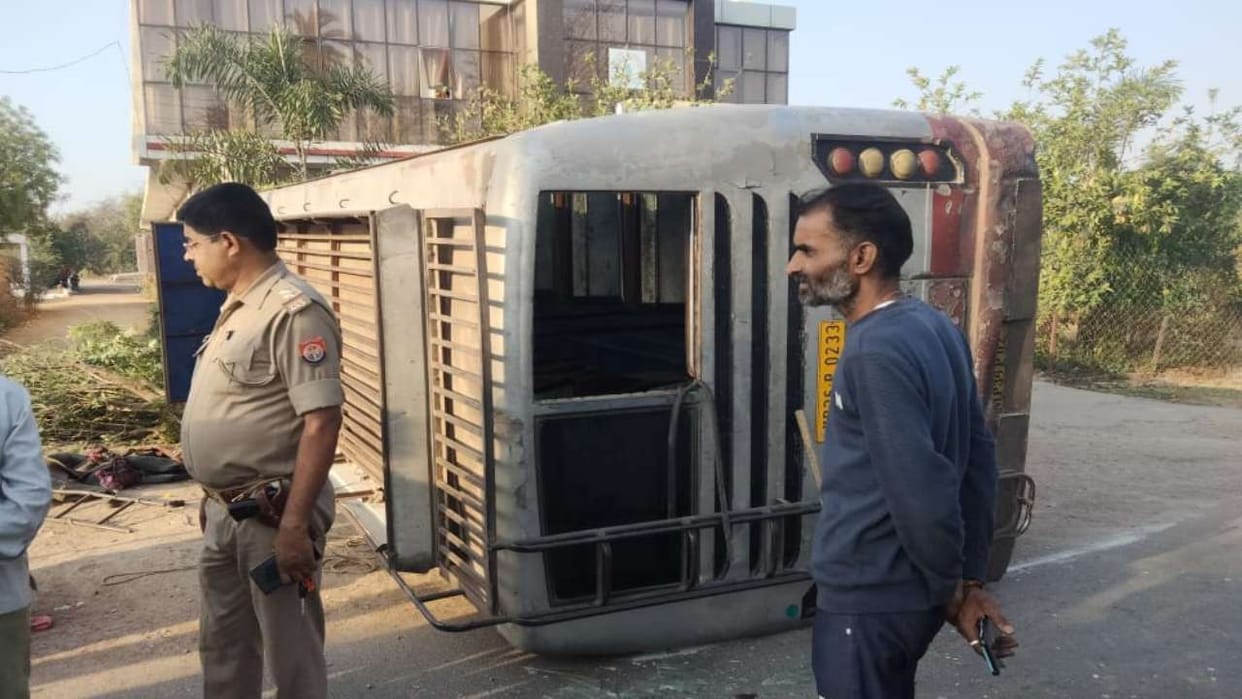 11 injured when a bus returning from a wedding procession overturned after its steering failed