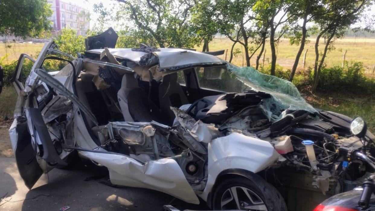 Car accident on Bareilly-Pilibhit highway