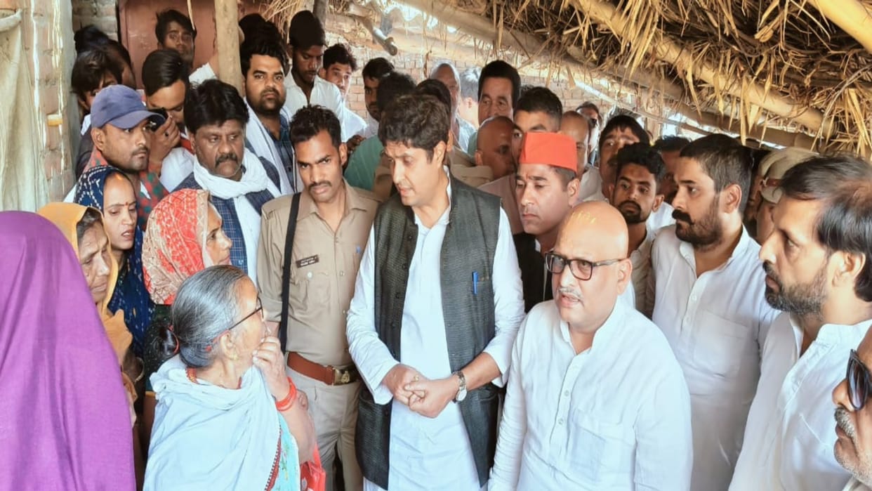 Karchhana Murder Case: Congress state president Ajay Rai reached Karchana, said- law and order has collapsed i