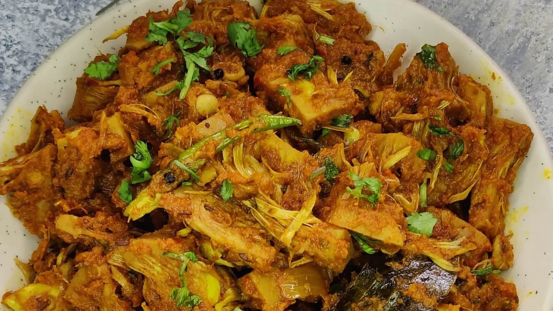 Delicious Kathal Ki Sabji Recipe: How to Make Restaurant Style Jackfruit Curry at Home