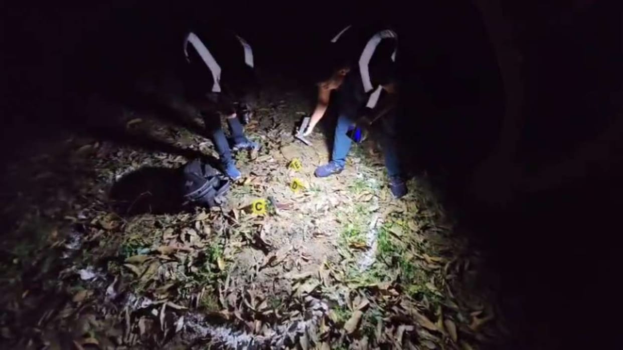 Police arrested four criminals including two prize-winning ones in an encounter in Saharanpur