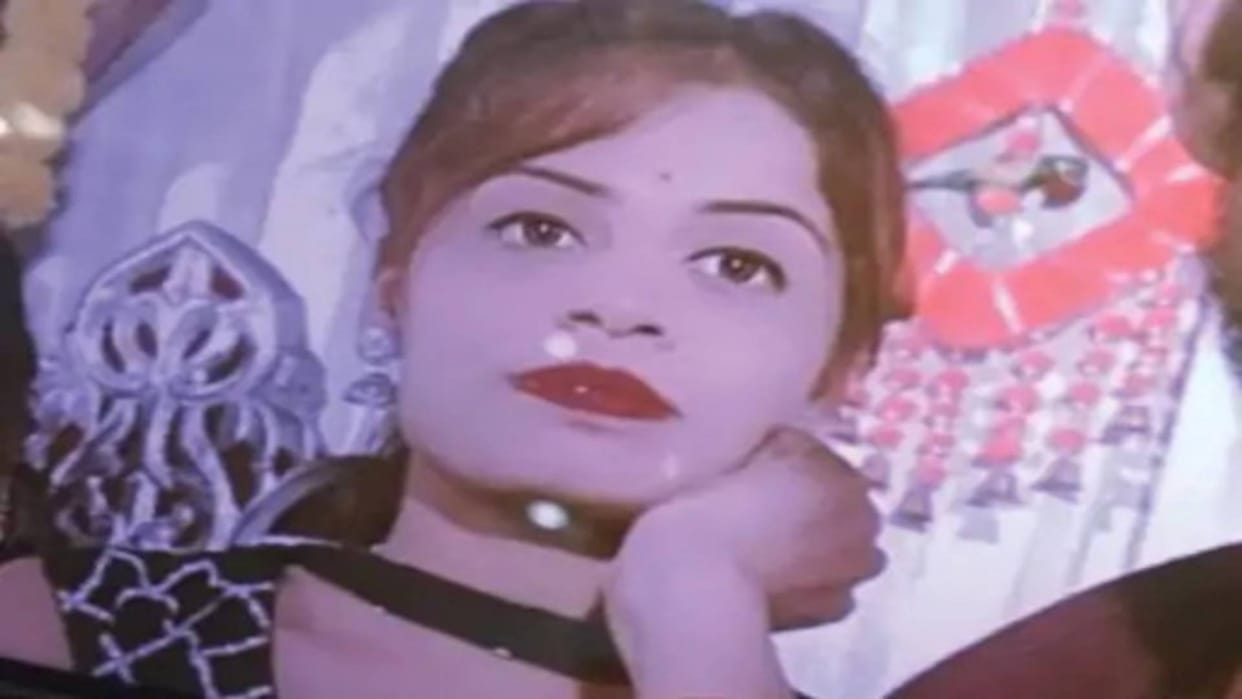 Bhopal Crime B.Com student commits suicide by hanging herself read many important crime news of capital