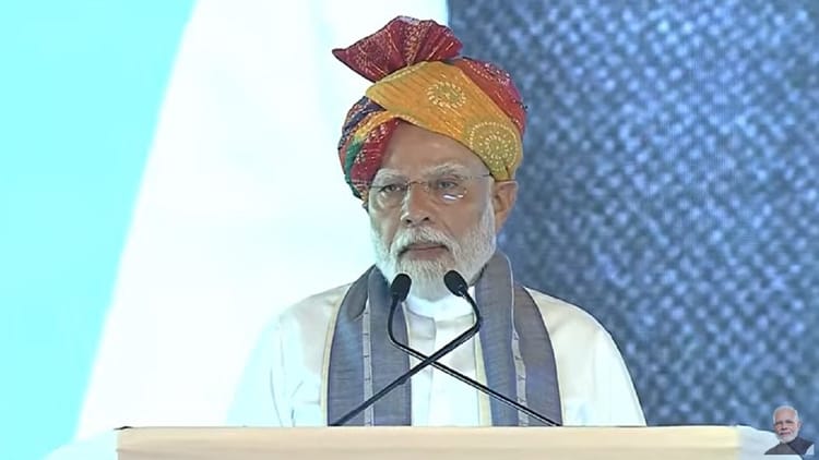 PM Modi Bihar Visit: पीएम नरेंद्र मोदी के करीब आने वालों की होगी कोरोना जांच,  रोड शो के दौरान हाई अलर्ट