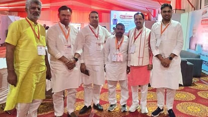 Party worker Rampal met PM Modi in Yamunanagar wear shoes after 14 year