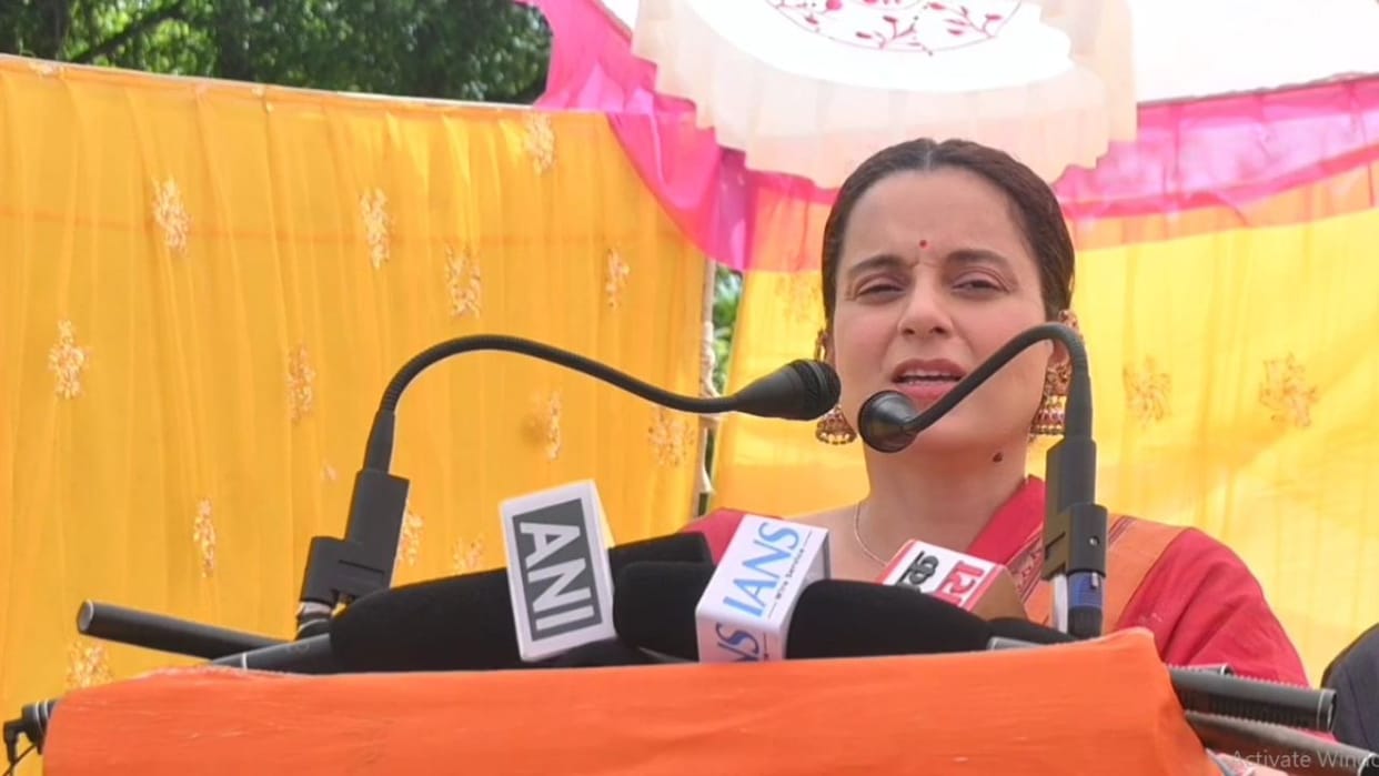 Himachal MP Kangana Ranaut said Congress is engaged in vote bank politics by raising the constitution book