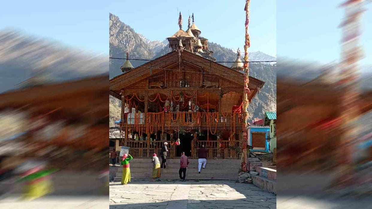 Shanidev Maharaj Someshwar Maharaj temple doors opened located in Maa Yamuna maternal home Uttarkashi