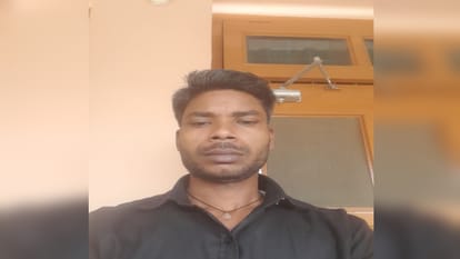 Prayagraj Crime: A young man who had gone out to work was murdered, his half-burnt body was found 50 meters aw