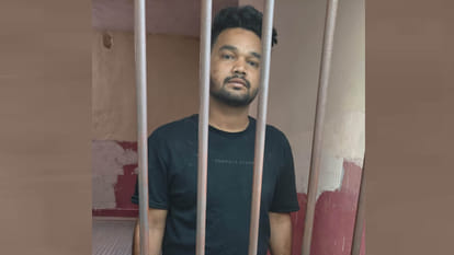 Kanpur: Accused of fighting inside police post attacked policemen
