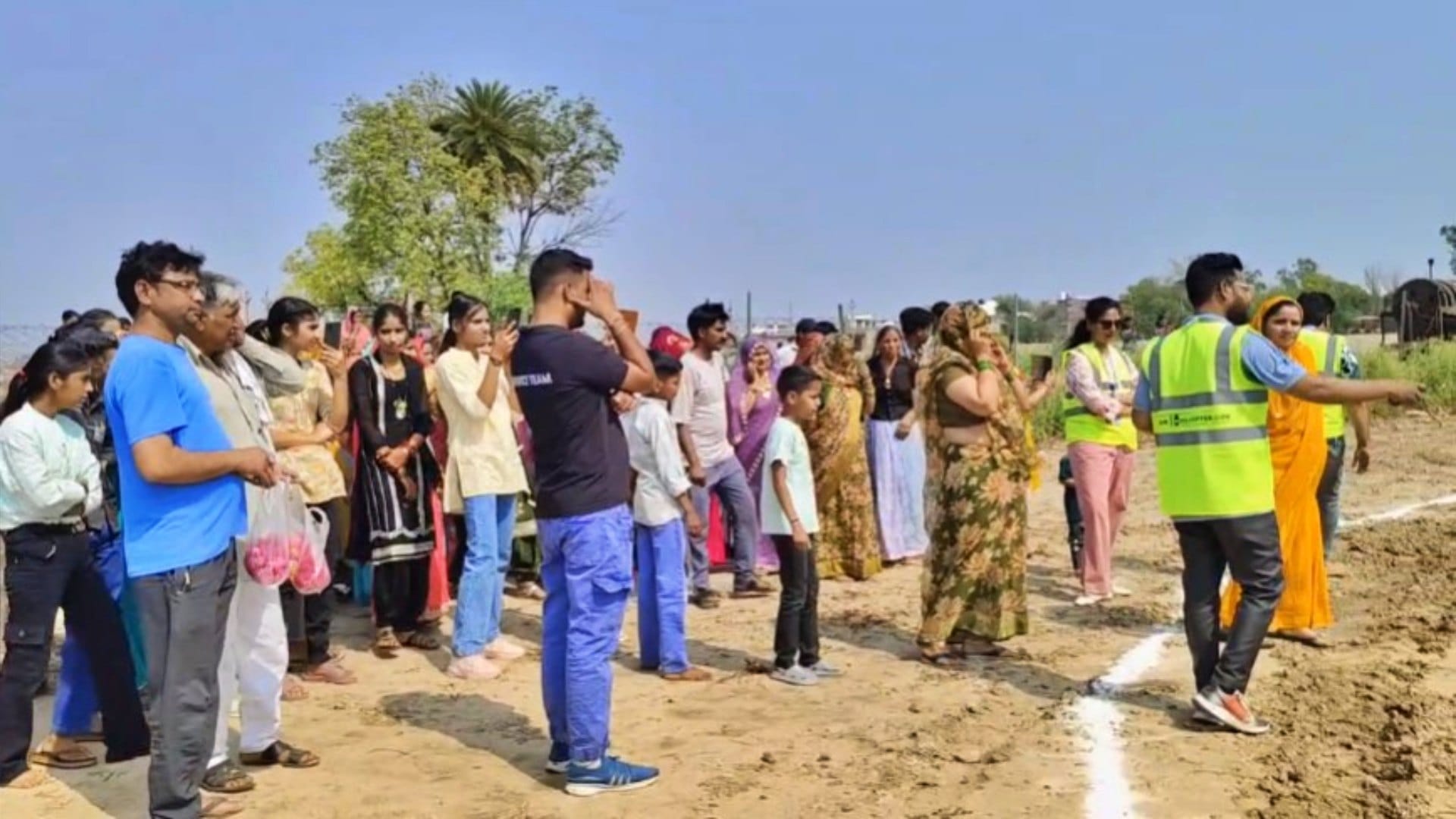 Bharatpur: Bride's unique farewell by helicopter, groom sets out to fulfill his grandfather-father's dream