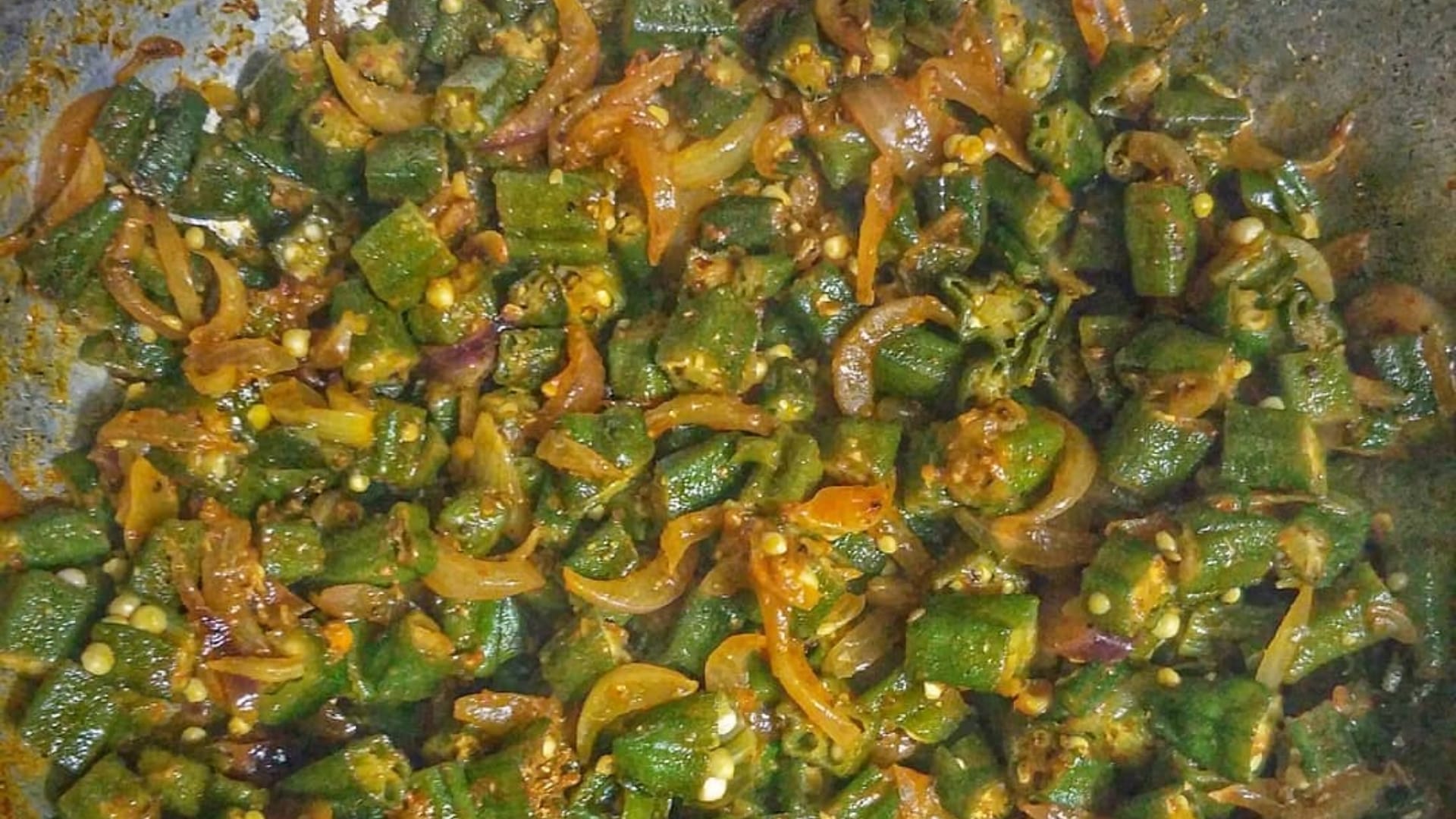 Swadisht bhindi sabji kaise banate hain bhindi sabzi recipe in hindi Know ingredients Step in Hindi
