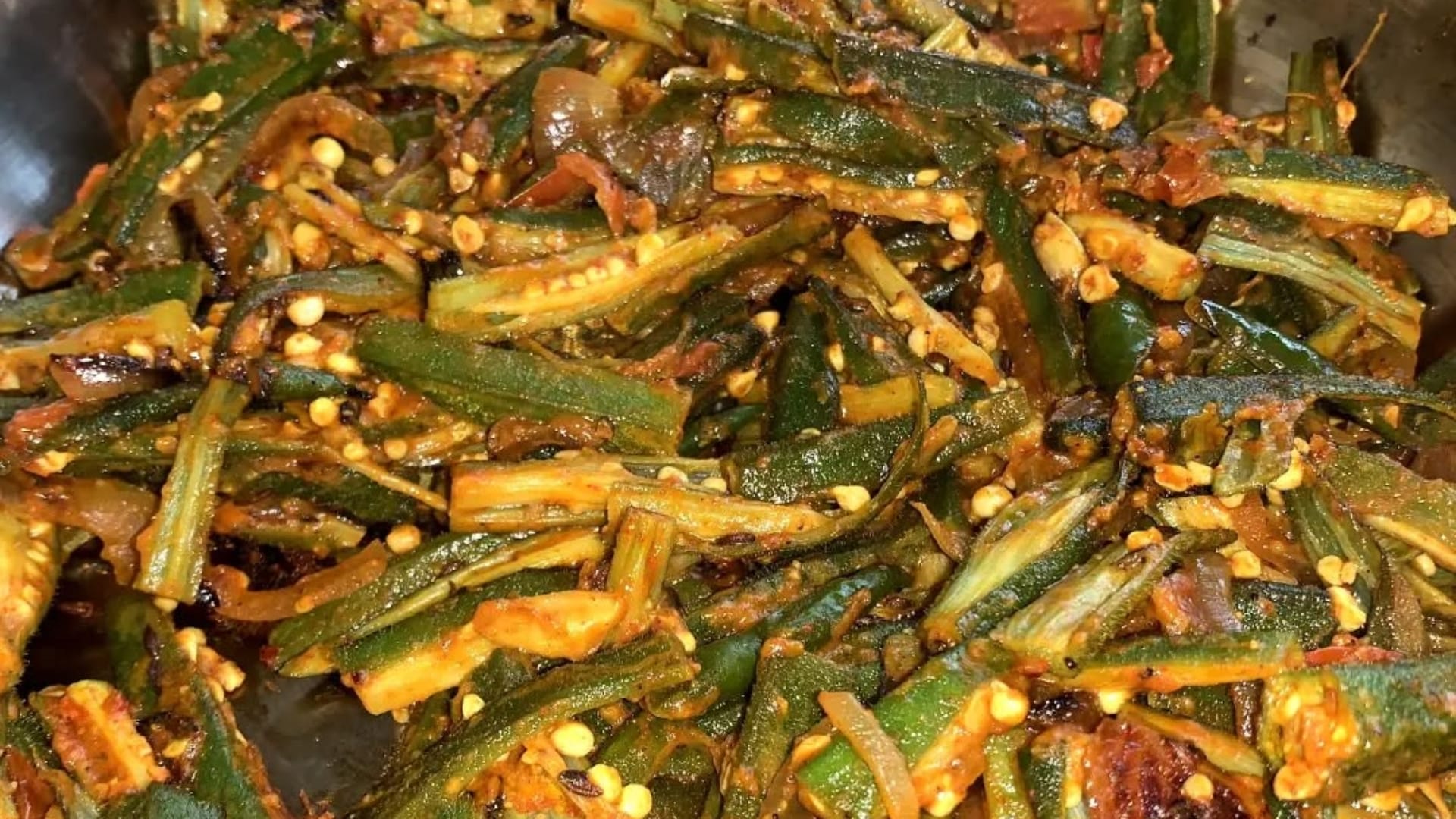 Swadisht bhindi sabji kaise banate hain bhindi sabzi recipe in hindi Know ingredients Step in Hindi