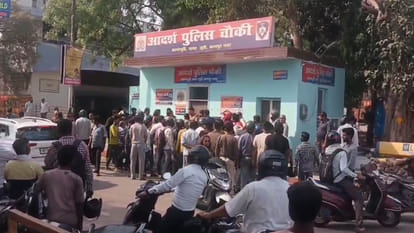 Kanpur: Accused of fighting inside police post attacked policemen