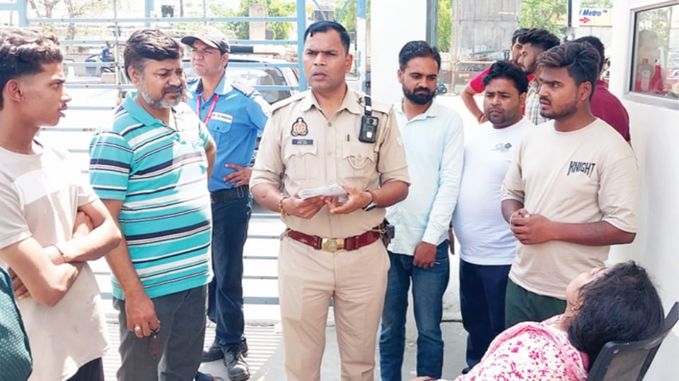 Meerut Crime News: Security guard consumed poisonous substance due to domestic trouble
