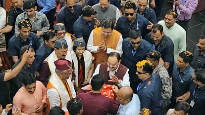 Rishikesh: एम्स का दीक्षांत समारोह...पहुंचे केंद्रीय स्वास्थ्य मंत्री नड्डा, डॉक्टरों को प्रदान करेंगे डिग्री Union Health Minister JP Nadda reached fifth convocation of AIIMS Rishikesh Uttarakhand News