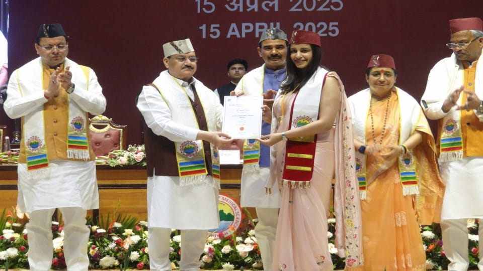 Union Health Minister JP Nadda reached fifth convocation of AIIMS Rishikesh Uttarakhand News
