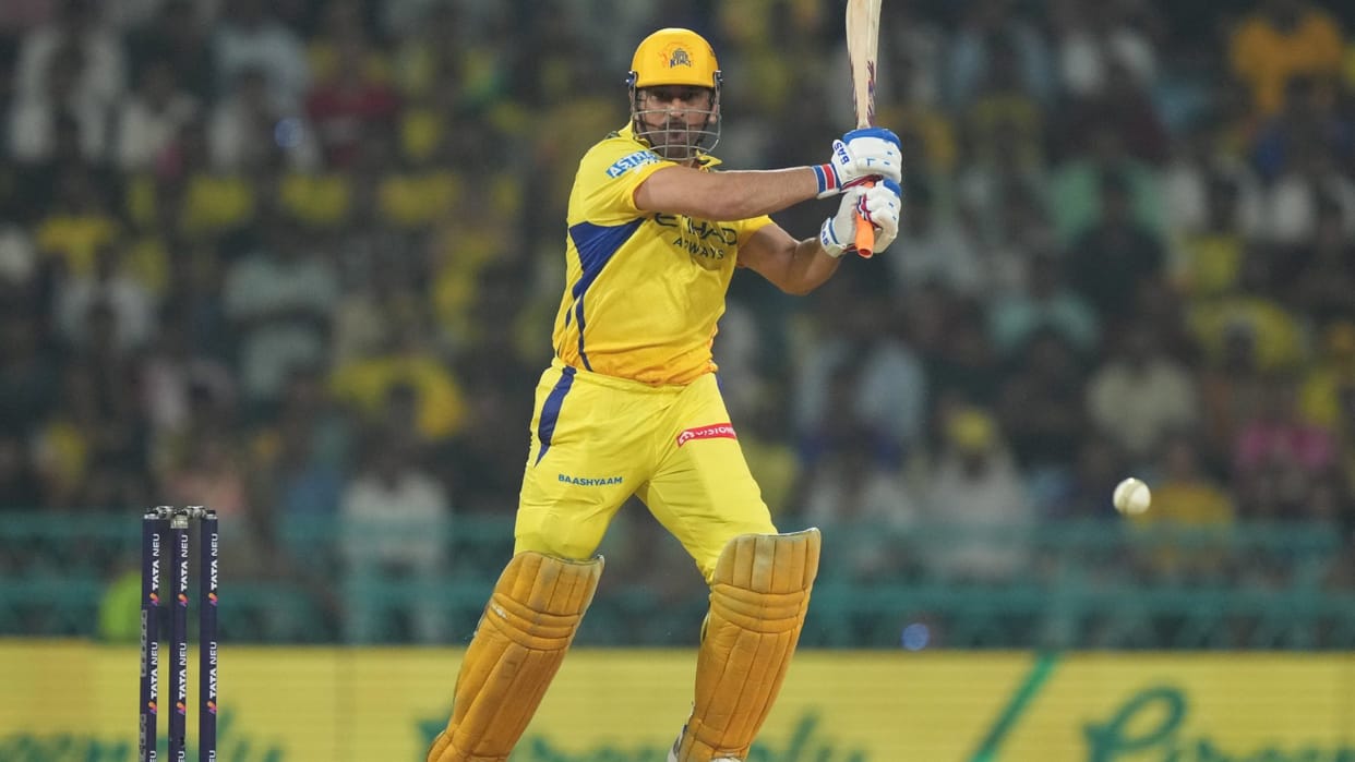 Mahendra Singh Dhoni 400th T20 Match Chennai Super Kings vs Sunrisers Hyderabad IPL 2025 stats and records