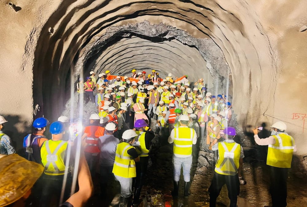 Rishikesh-Karnprayag Railway Project Main tunnel from Nirgaddu to Shivpuri has been completed