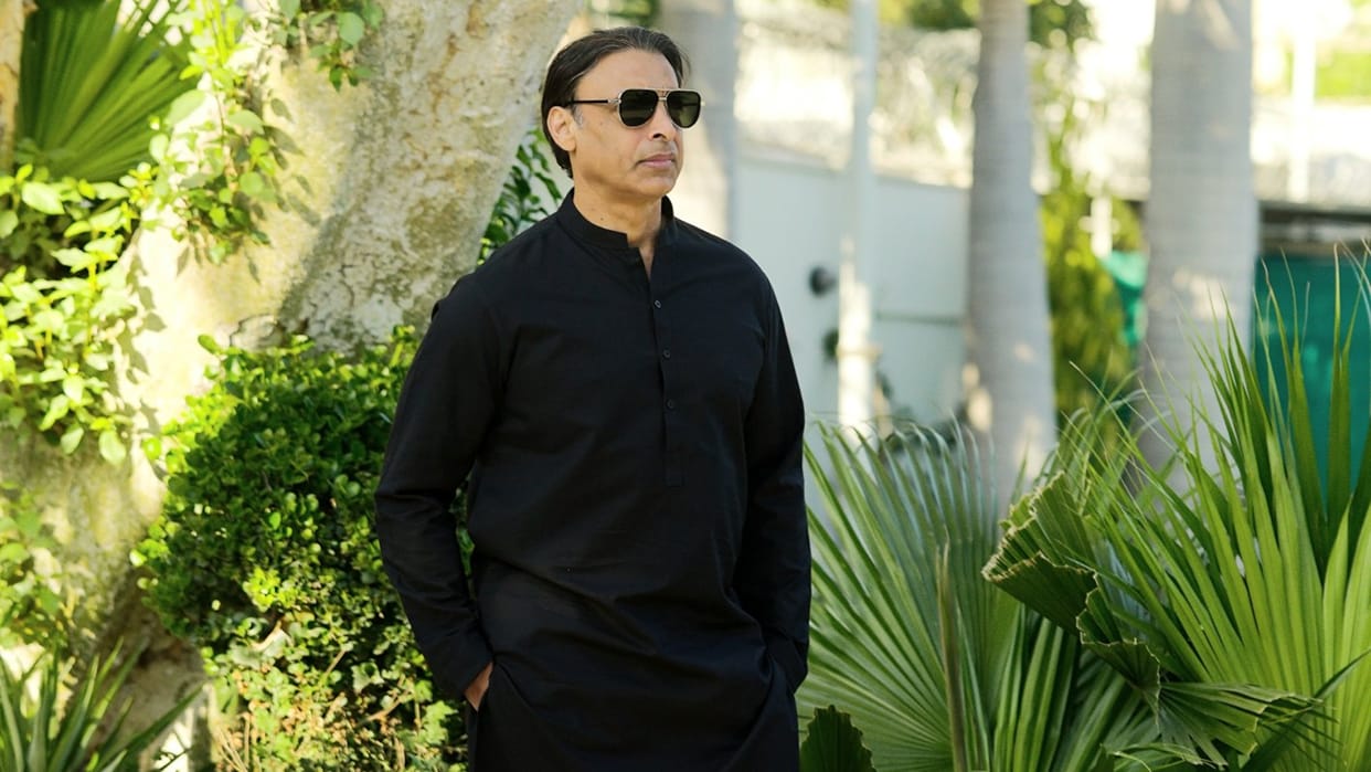 Former Pakistan seamer Shoaib Akhtar hit back at Mohammed Hafeez statement regarding 90's players