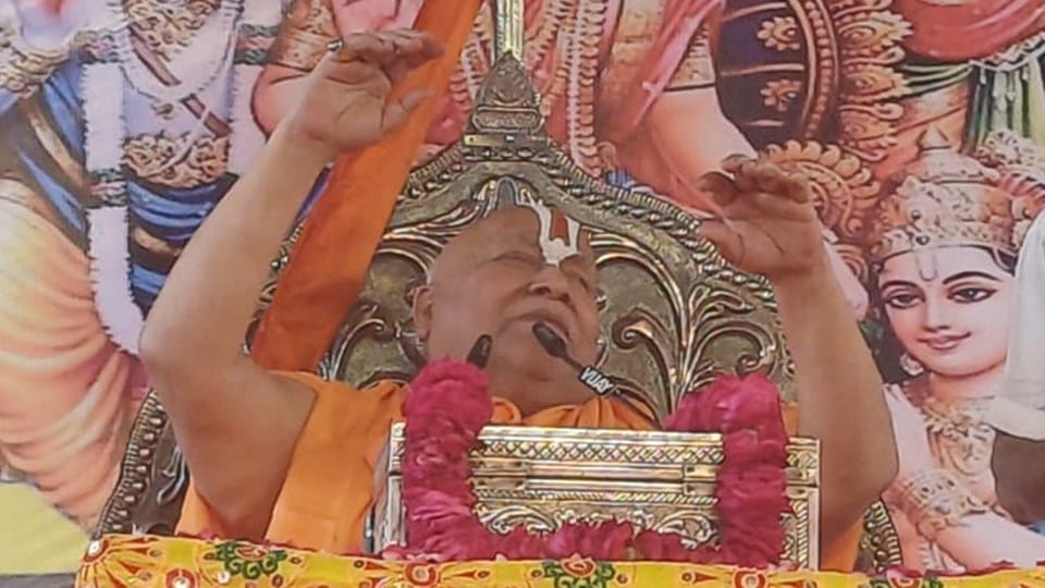 Shri Ram Bhadracharya in Sambhal: 'With Kalki Avatar, Sanatan opponents destroyed, 40% people anti-Hindu