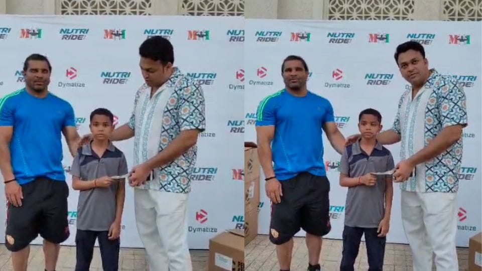 Nine-year-old Rudra achieved first position by doing plank for 21 minutes