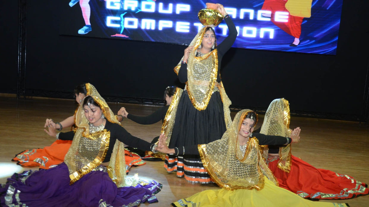 Colors of dance, poetry and art seen in Vividhotsav