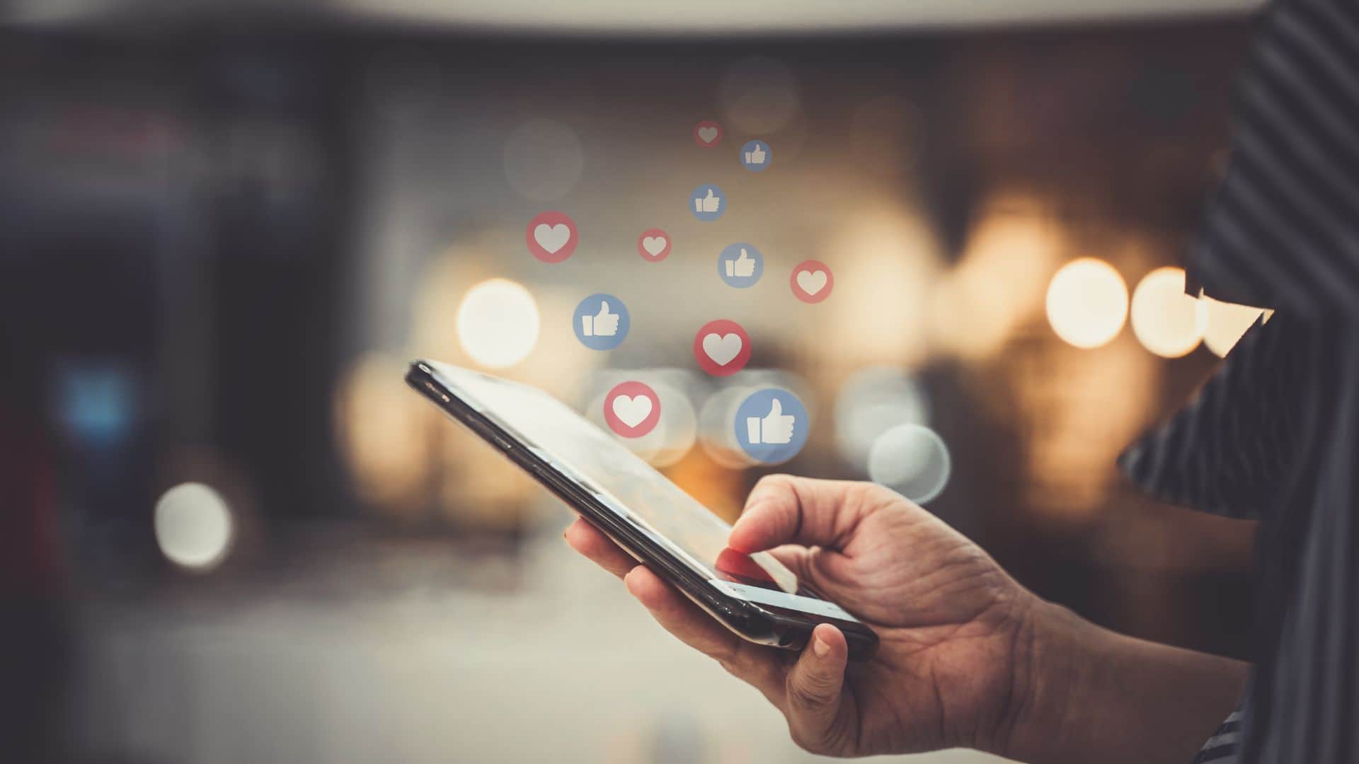 सोशल मीडिया