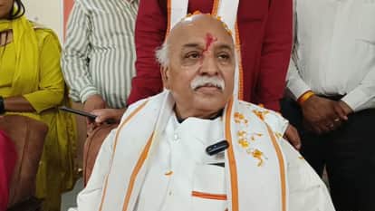 Praveen Togadia in Hathras on January 8