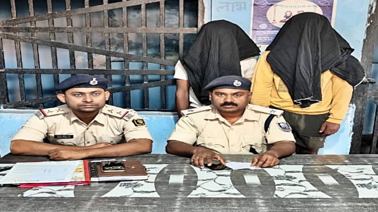 Bihar News: दो पक्षों के बीच फायरिंग का वीडियो हुआ था वायरल, पुलिस ने बदमाशों को किया गिरफ्तार