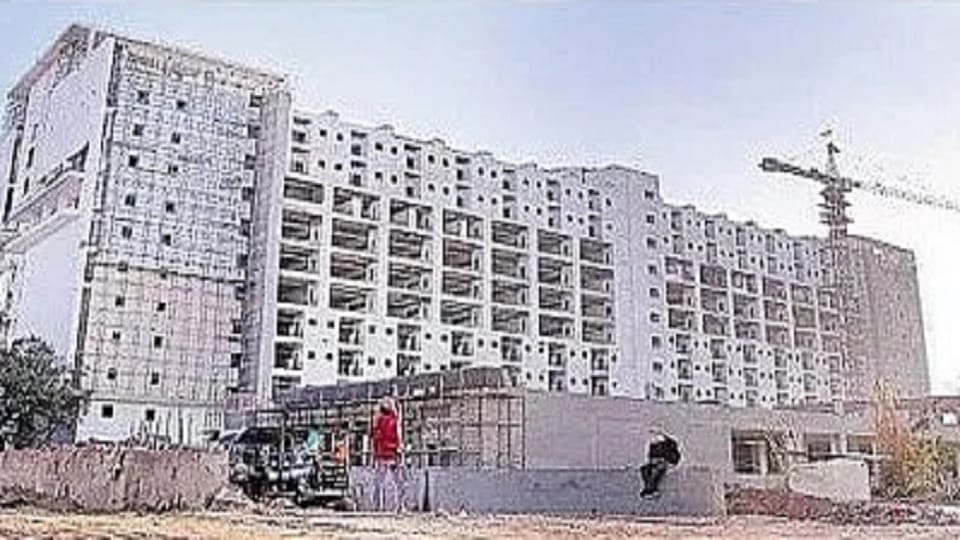 construction of 11 hospitals is stuck due to several obstacles