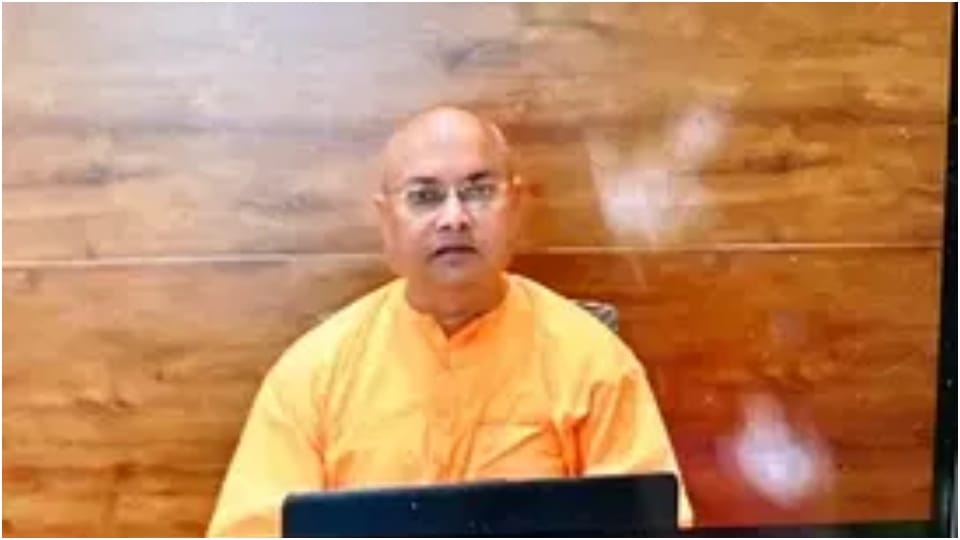 रामकृष्ण मिशन आश्रम के सचिव स्वामी सुप्रदिप्तानंद से हुई थी ठगी।
