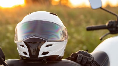 wearing duplicate helmet challan in india know why it is banned