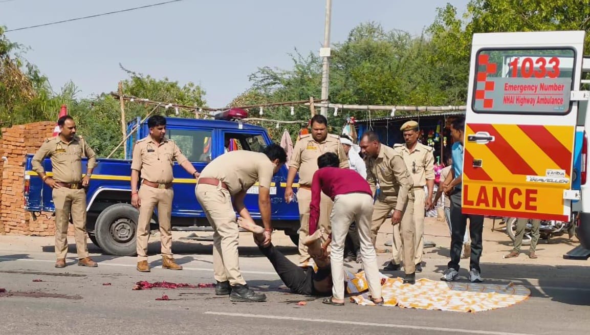 Kanpur Accident Angry at collision with car young man stopped the dumper driver trampled him to death