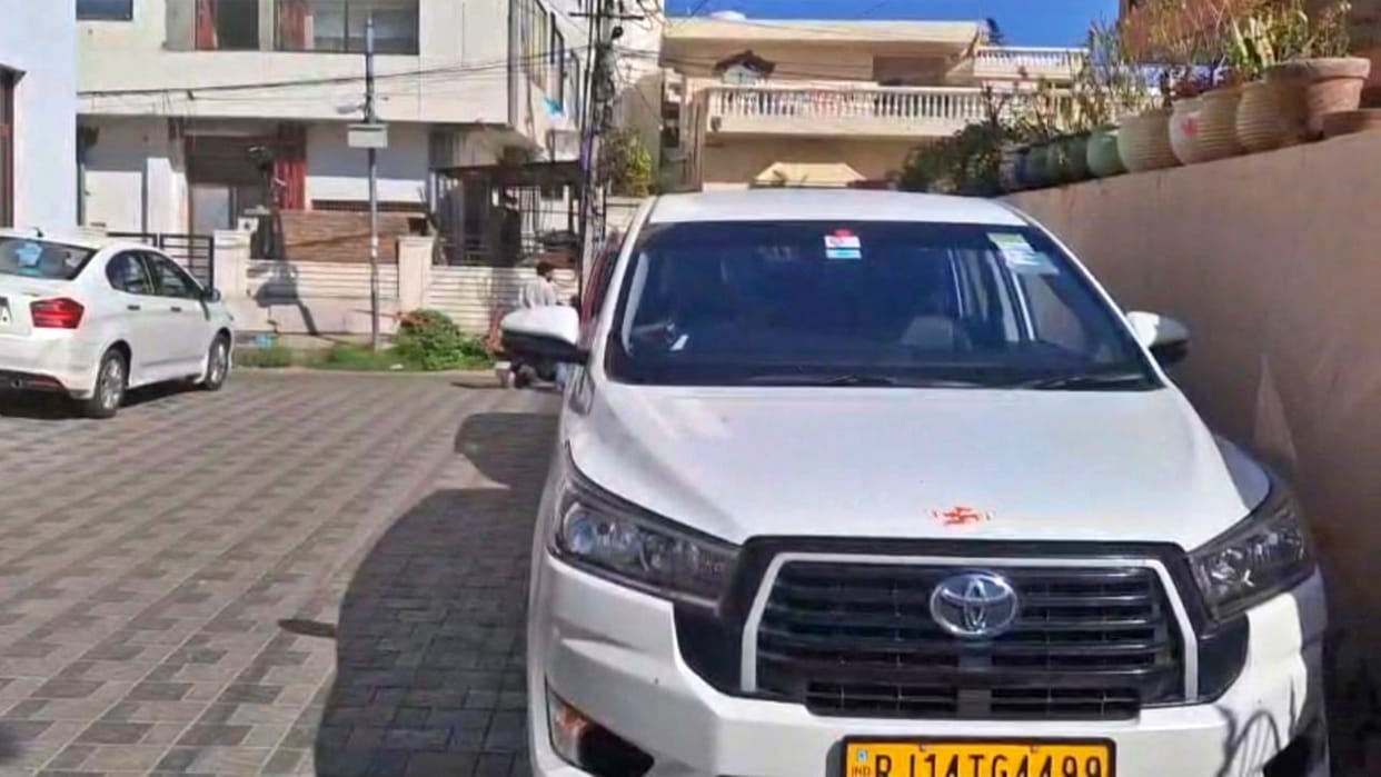 Rajasthan News: ED raids house of a dry fruit trader in Jaipur in Mahadev app case