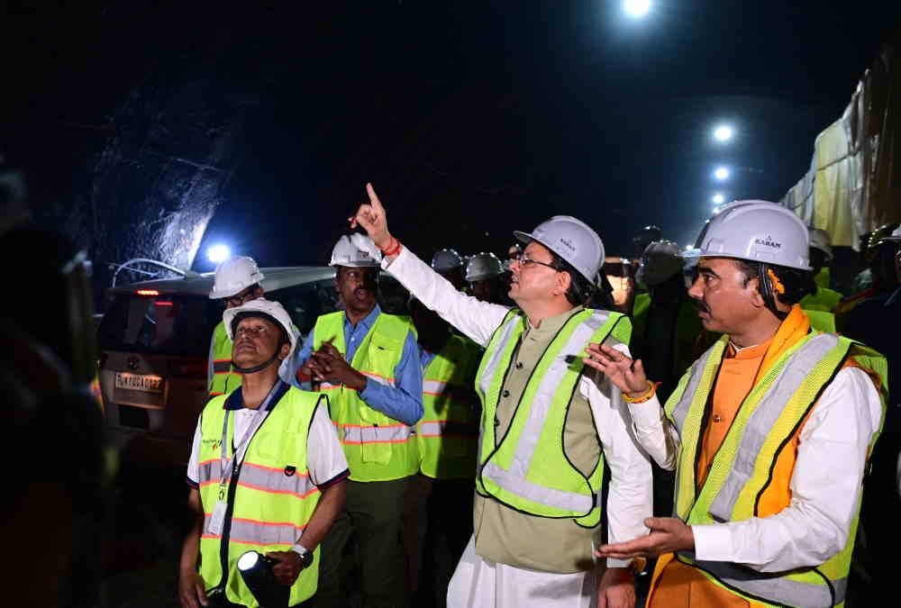Uttarkashi Silkyara Tunnel Breakthrough today 41 workers were trapped for 17 days than came into limelight Pho