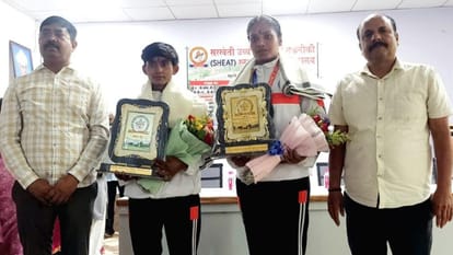 Japanese footballer Nozomu dribbled 2000 km from Kolkata to Kashi sports news of varanasi