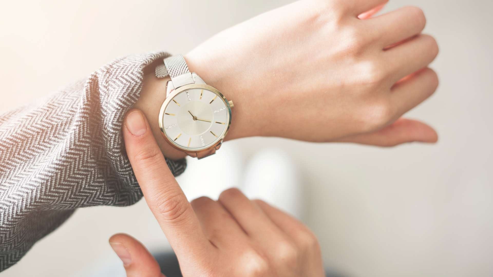 Numerology Wear Watch According To Your Mulank For Good Luck and Financial Growth
