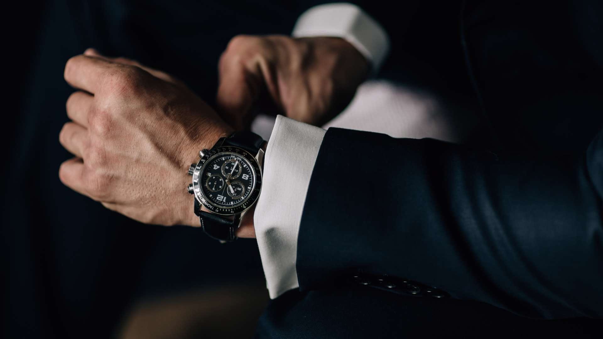 Numerology Wear Watch According To Your Mulank For Good Luck and Financial Growth