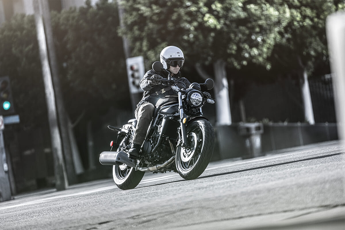 2025 Kawasaki Eliminator mid-sized cruiser Motorcycle Launched in India Know Price Features Specs
