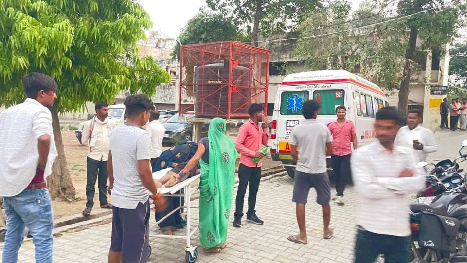 UP: 11 deaths in Awadh due to storm and rain, CM Yogi instructed officials to provide immediate assistance