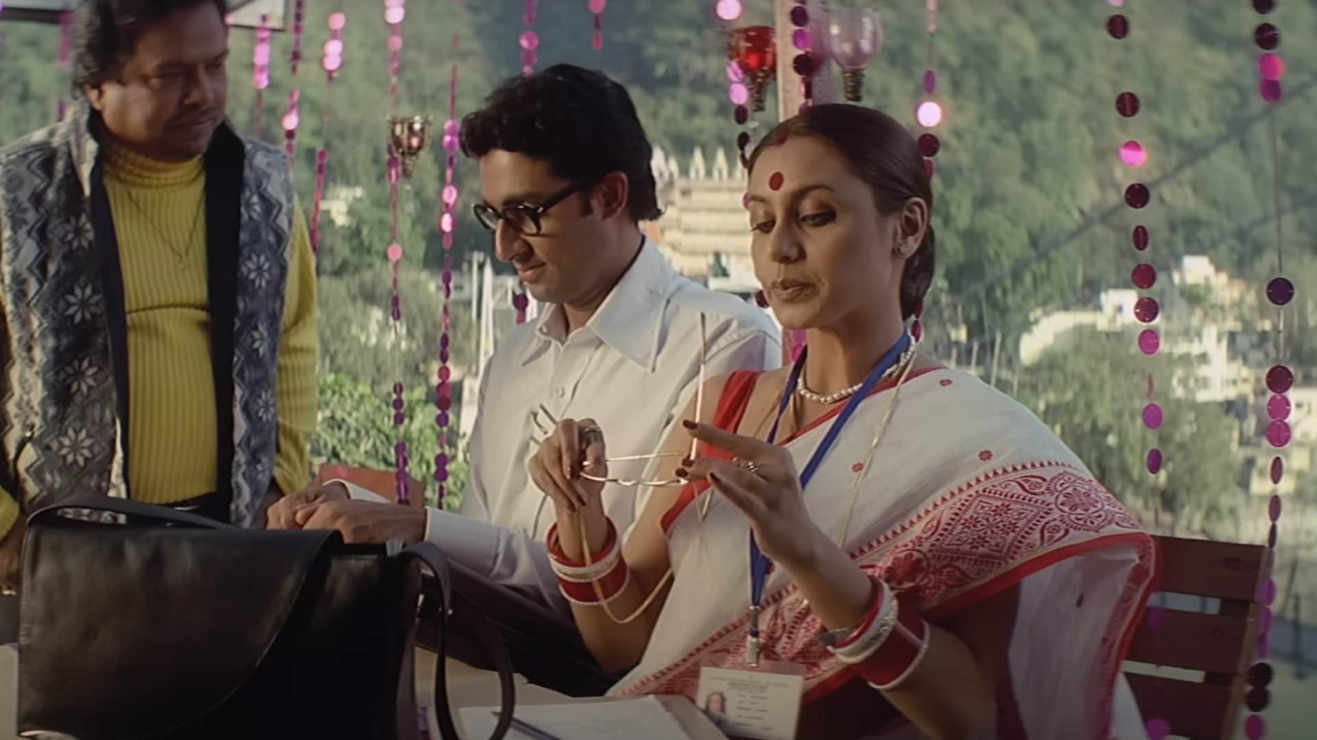 Bollywood Movies Based on Theft and Robbery Jewel Thief Dhoom Dhoom 2 Race 2 Special 26