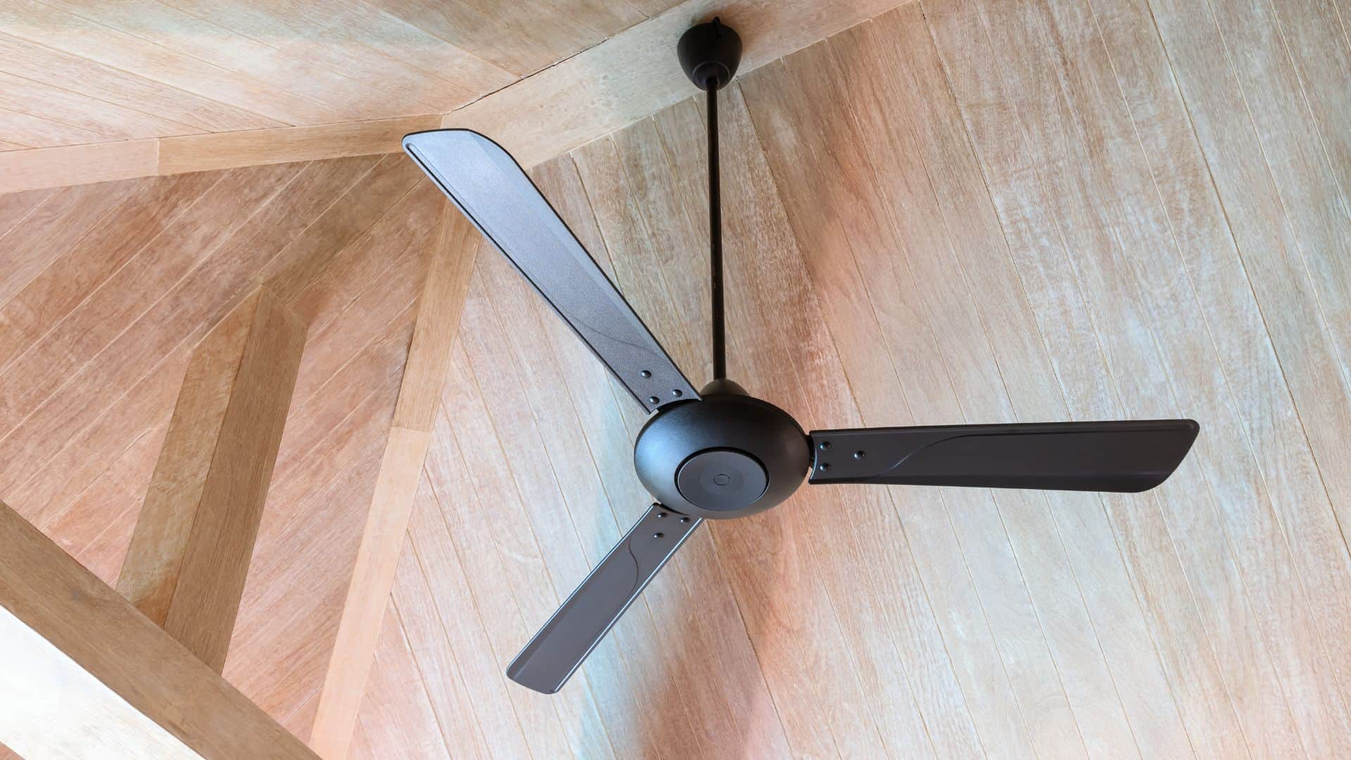 Ceiling Fan Safety Tips Know Common installation mistake and How to fix it ceiling fan kaise lagaye