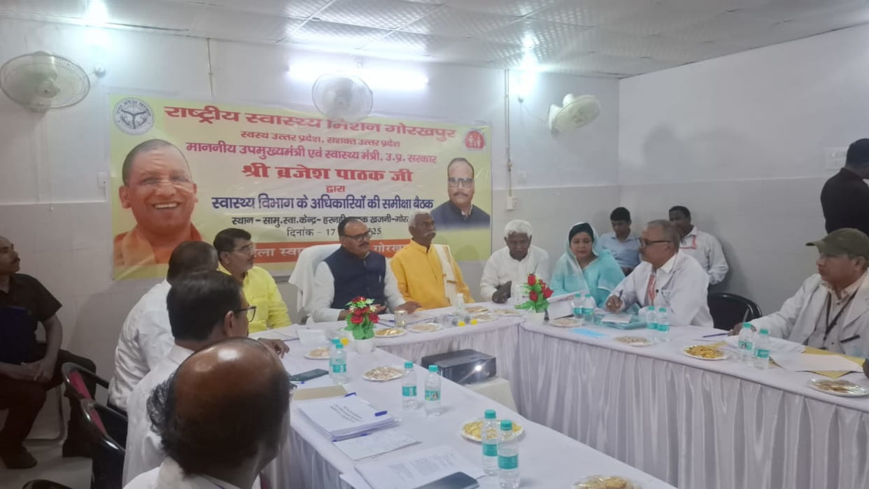 Deputy CM in Gorakhpur said if any government doctor is found doing private practice, FIR will be lodged