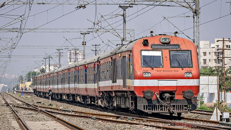 Delhi: Railway Will Block Traffic On Shakur Basti-bathinda Section Monday – Amar Ujala Hindi News Live